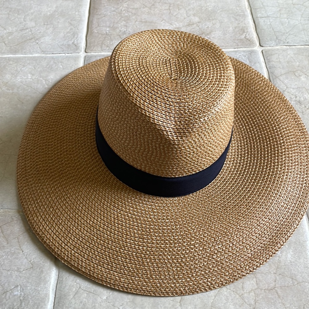 Eric Javits hat